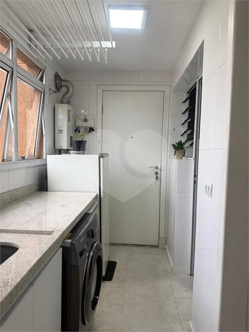 Apartamento à venda com 3 suítes em Vila Suzana, São Paulo, SP