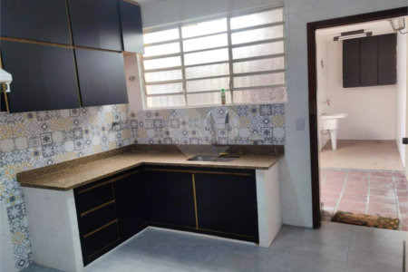 Sobrado à venda com 3 quartos, sendo 1 suíte, em Chácara Santo Antônio, São Paulo, SP