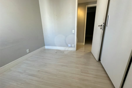 Apartamento à venda com 3 suítes em Mooca, São Paulo, SP
