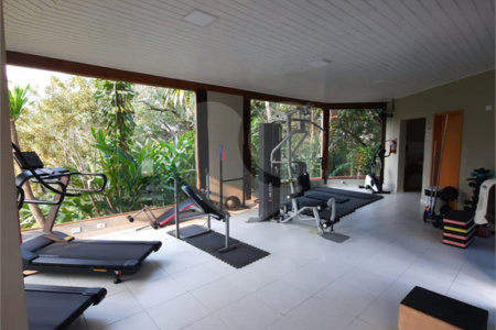 Casa à venda com 3 suítes no condomínio Ecovillagio, São Roque - SP