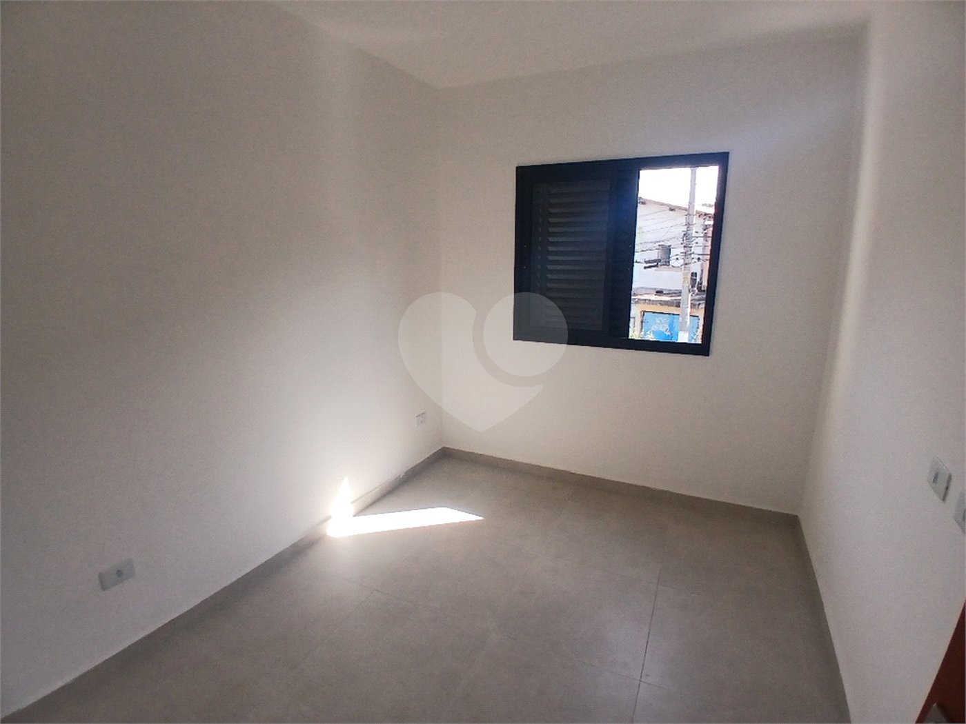 Casa à venda com 1 quarto no condomínio Sintra, São Paulo - SP