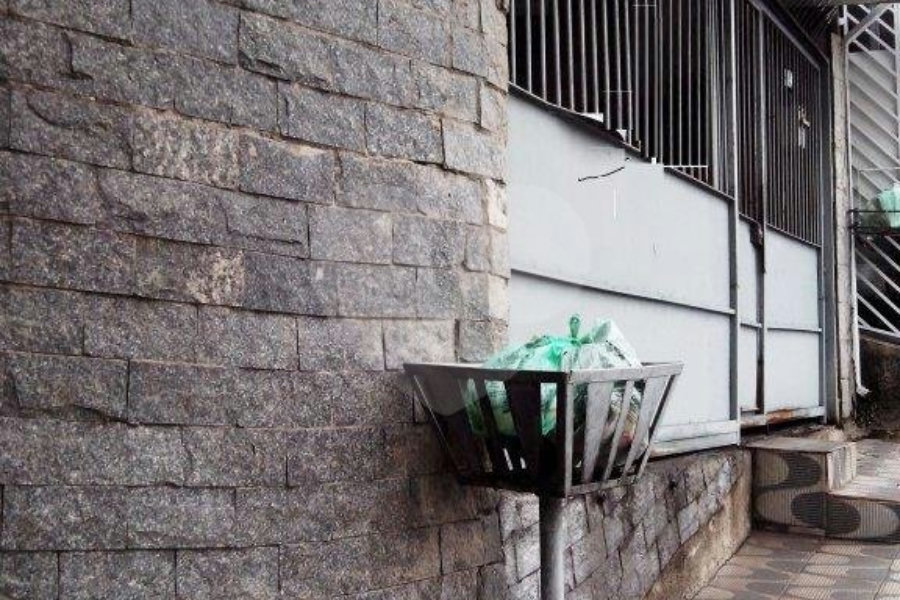 Sobrado à venda com 2 quartos em Horto, São Paulo, SP