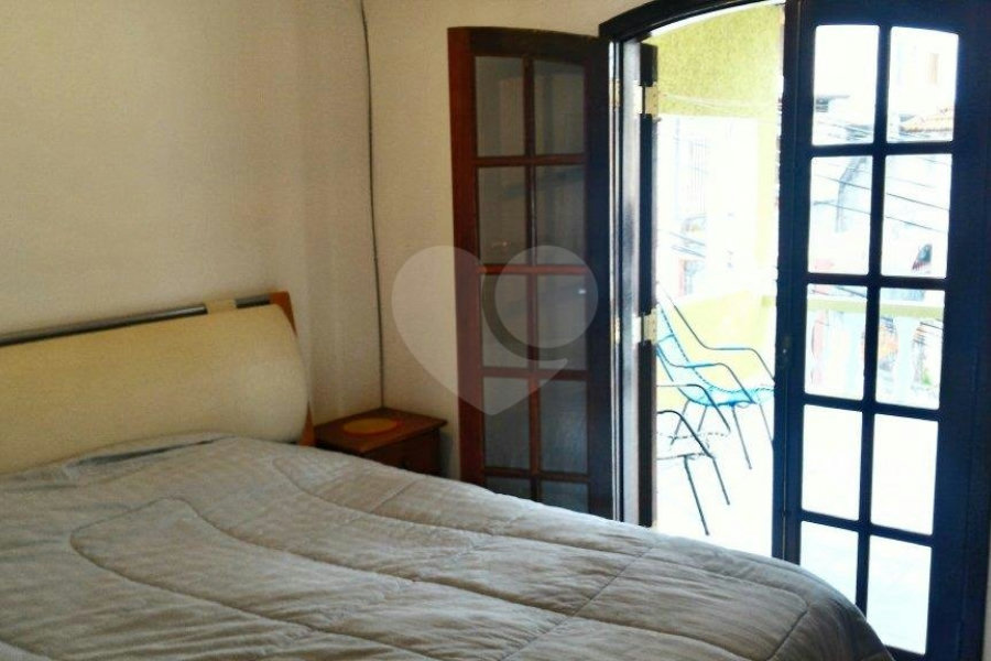 Sobrado à venda com 6 quartos em Santa Teresinha, São Paulo, SP