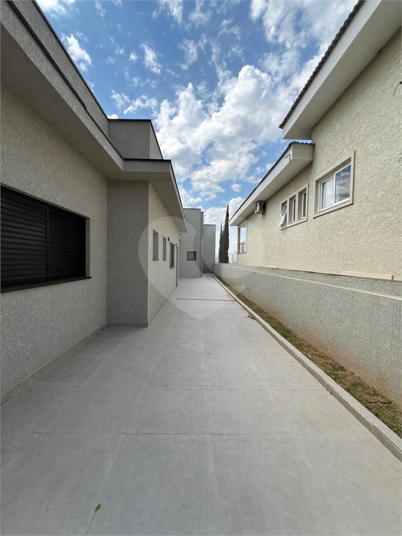 Casa à venda com 3 suítes no condomínio Spazio Design, Bragança Paulista - SP