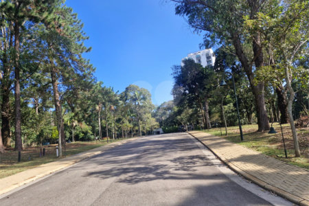 Terreno à venda no condomínio Chácara Santa Helena, São Paulo - SP
