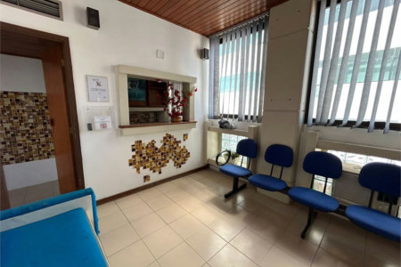 Sala Comercial à Venda na Encruzilhada – 100 M² – Santos/Sp