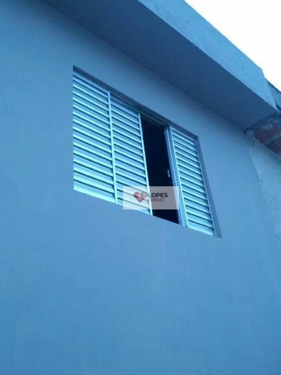 Sobrado à venda com 3 quartos, sendo 1 suíte,  em Jardim das Palmas, São Paulo, SP