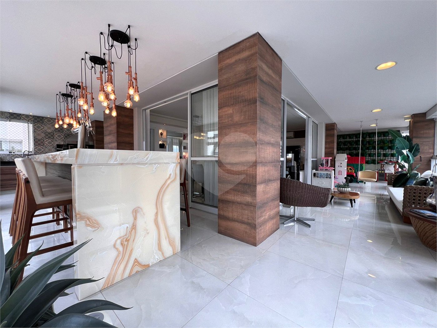 Apartamento à venda com 3 suítes em Santana, São Paulo, SP
