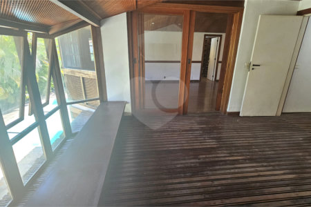 Casa em condomínio à venda com 5 quartos, sendo 3 suítes, em Barra da Tijuca, Rio de Janeiro, RJ