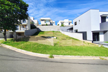 Terreno à venda no condomínio Quinta dos Lagos, Jundiaí - SP