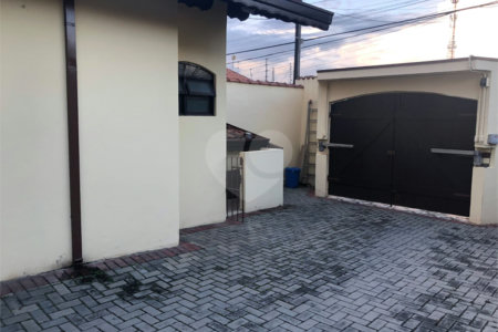 Casa à venda com 3 quartos, sendo 1 suíte,  em Vila Antônio Augusto Luiz, Caçapava, SP