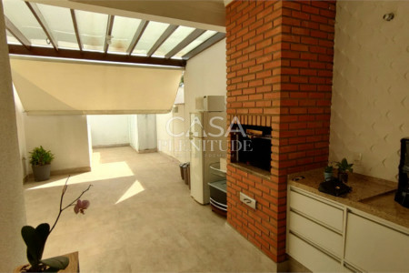 Casa em condomínio à venda com 3 quartos, sendo 1 suíte, em Iporanga, Sorocaba, SP