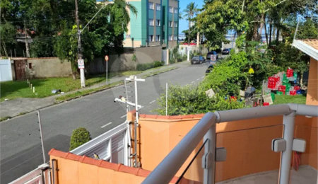 Apartamento à venda com 2 suítes no Centro, Bertioga, SP