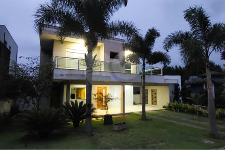Casa 4 dorms, sendo 3 suites - Cond. Figueira Garden - Atibaia SP