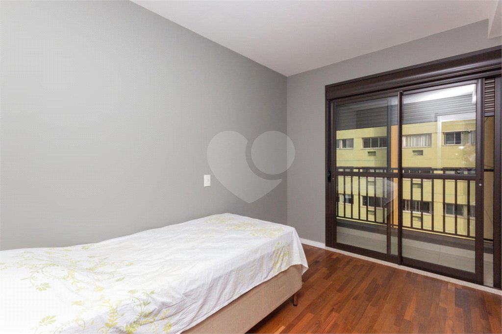 Apartamento à Venda na Vila Mariana com 163m², 3 Suítes e Varanda Gourmet