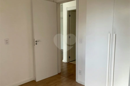Apartamento à venda com 2 quartos, sendo 1 suíte, em Chácara Santo Antônio, São Paulo, SP