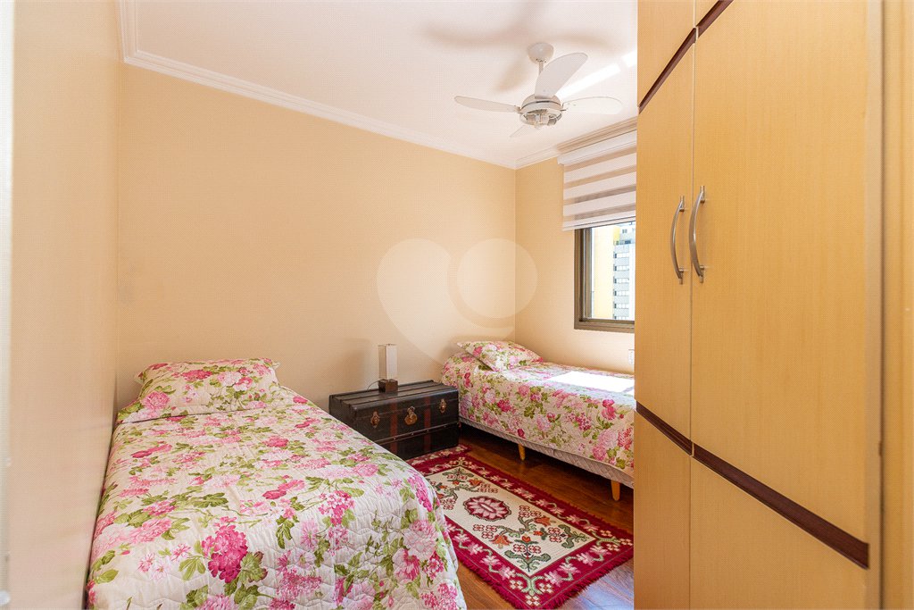 Apartamento à venda na Vila Mariana com 4 dormitórios