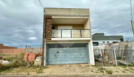 Sobrado à venda com 3 quartos, sendo 1 suíte,  em Residencial Arcoville, São Carlos, SP
