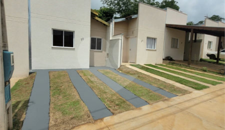 Casa à venda com 2 quartos no condomínio Bosque dos Jatobás, São Carlos - SP