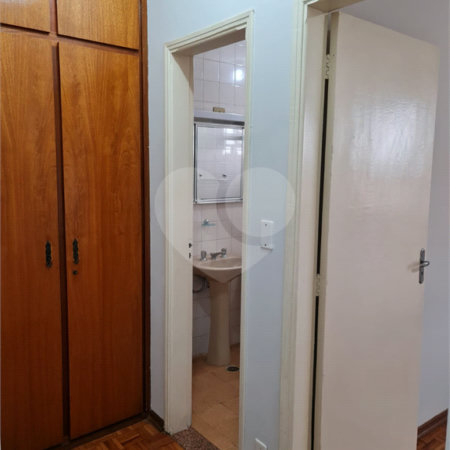 Apartamento à venda de 2 dormitórios no Edifício São José, Araraquara