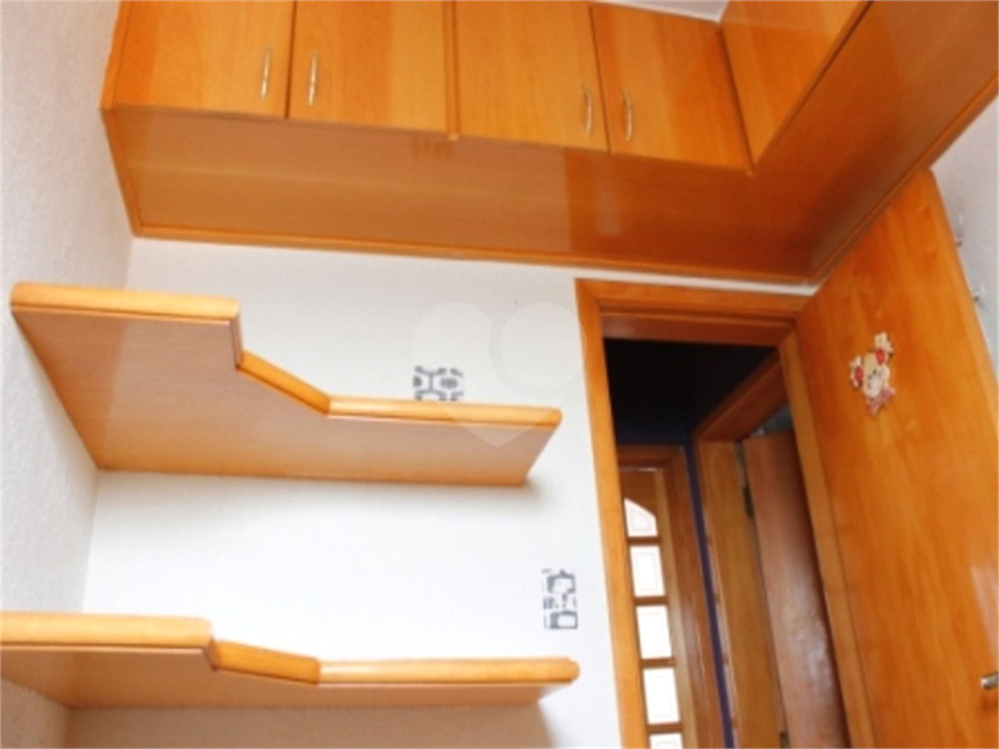 Apartamento 03 Dorm 02 Banheiros 01 Vaga na Saúde para Venda.