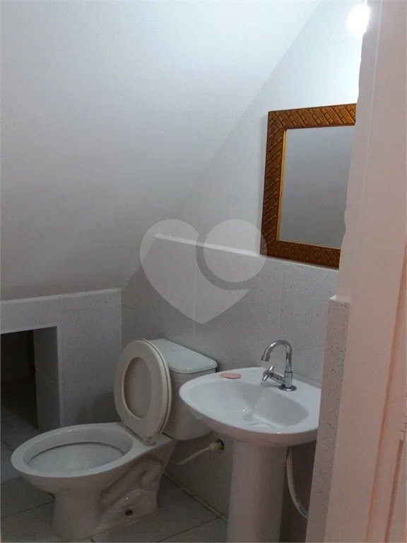 Casa com 125m² , 2 dormitórios , 2 vagas , à venda no Jardim Las Vegas em Santo André.
