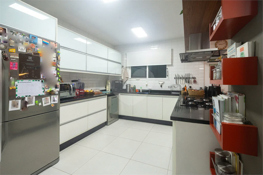 Exclusividade na Vila Ipojuca – Casa com vista deslumbrante e lazer completo
