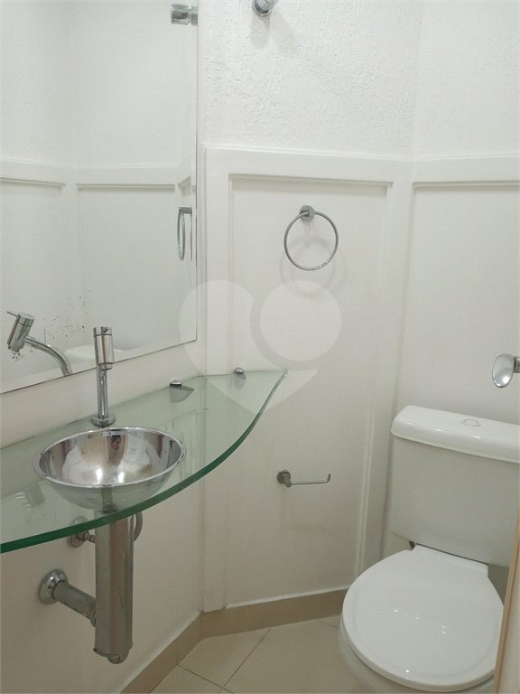 Apartamento para alugar com 79m², 2 suítes e 2 vagas próximo ao Portal do Morumbi