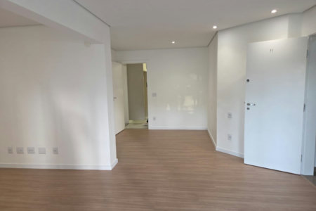 Apartamento à venda com 3 quartos, sendo 1 suíte, em Vila Andrade, São Paulo - SP