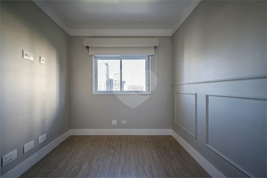 Apartamento à venda com 3 suítes em Jardim Fonte do Morumbi, São Paulo, SP