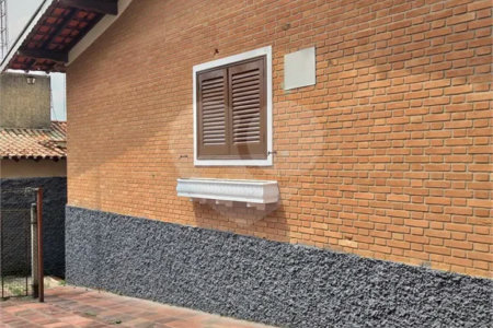Casa à venda com 4 quartos, sendo 1 suíte,  no Centro, Vinhedo, SP