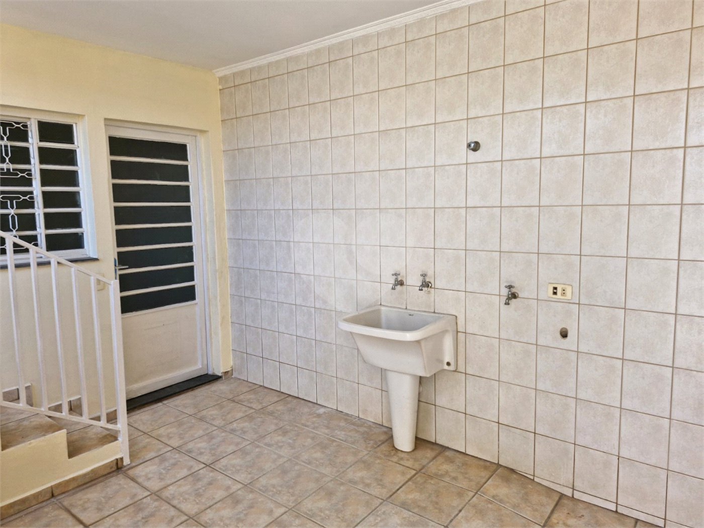 Casa à venda no Alvinópolis com 4 Quartos com 153,67m² Área Construída