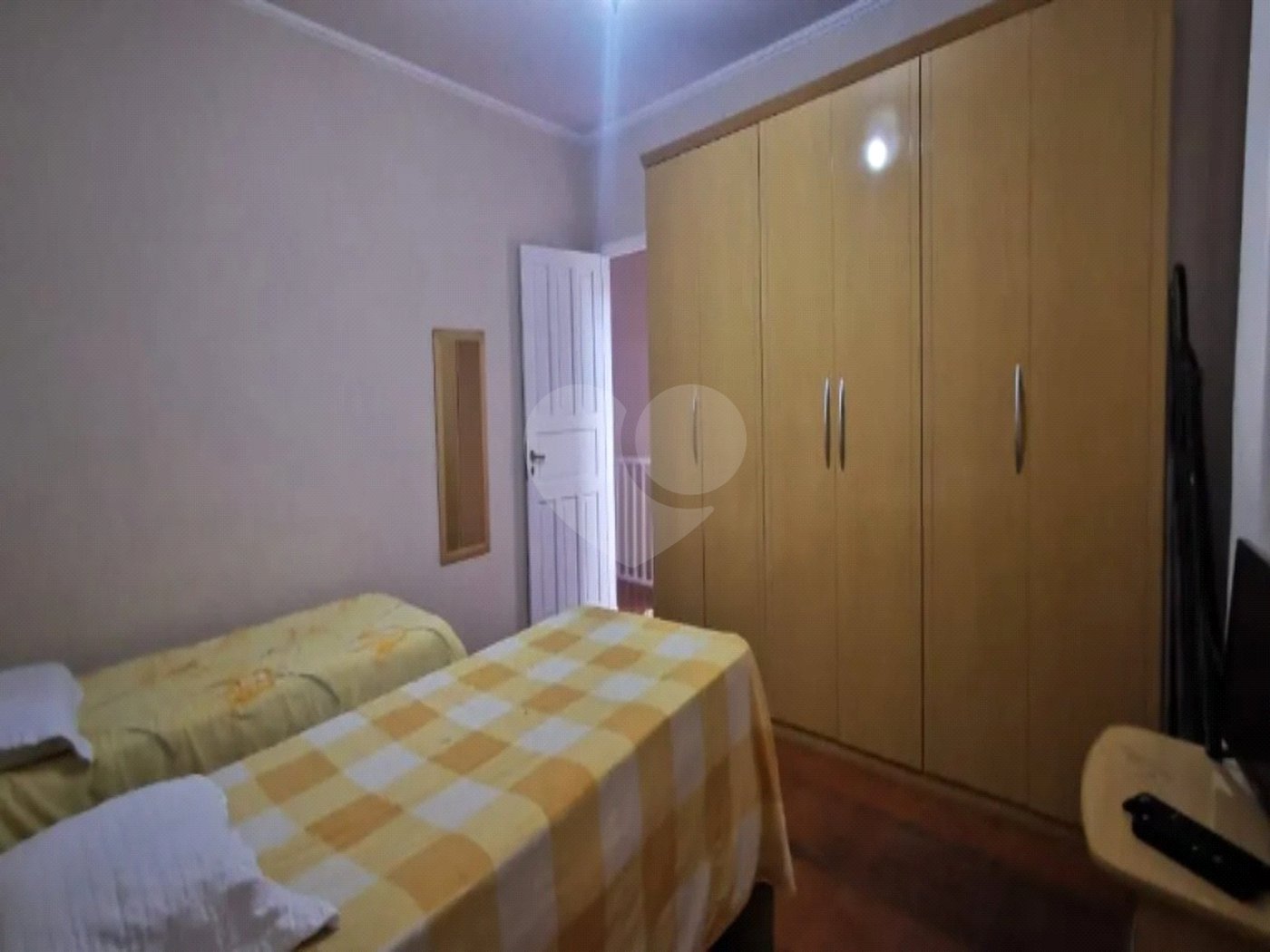 Casa com 130m², 2 quartos, à venda no Cambucí