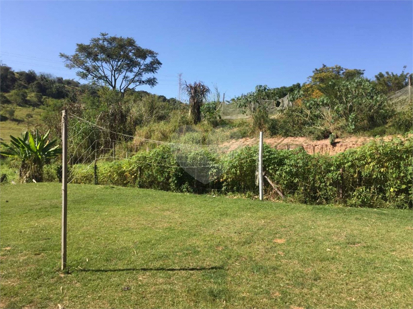 CHACARA A VENDA COM 3.190M², 2 DORMITORIOS, 2 BANHEIROS, 6 VAGAS - CHACARA SÃO JOSÉ - SÃO JOSEÉ DOS
