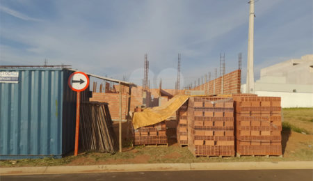Terreno à venda com 3 suítes no condomínio Residencial Villeneuve, São Carlos - SP
