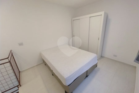 Residencial exclusivo com apenas 08 apartamentos tipo estúdio mobiliados e novinhos, sem condomínio.