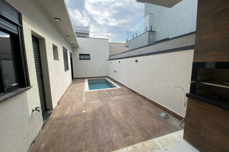Casa à venda com 3 quartos, sendo 1 suíte, no condomínio Terras da Estancia, Paulínia- SP