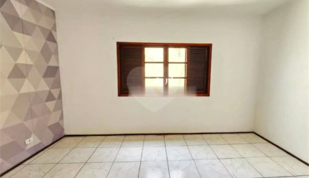 Sobrado à venda com 2 quartos, sendo 1 suíte,  em Itaquera, São Paulo, SP