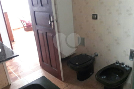 Casa Térrea à venda ou para alugar com 4 quartos, sendo 1 suíte, em Jardim Aeroporto, São Paulo, SP
