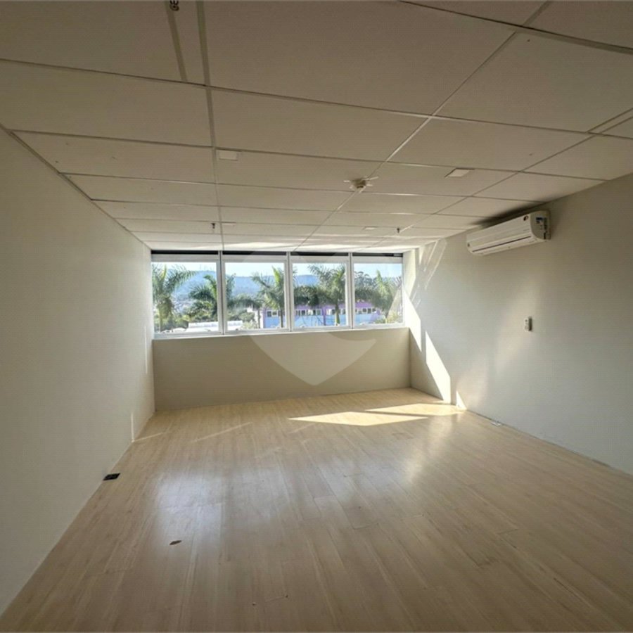 Sala Comercial Helbor Patteo Sky & Mall 35 m² Mogilar - Mogi das Cruzes SP