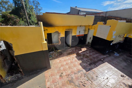 Terreno 240m² Vila Nery