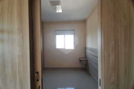Apartamento à Venda ou para Locação no Edifício Marchal Estilo - São Carlos