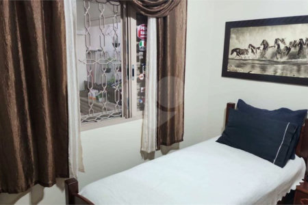 Casa térrea no Jardim Hikare