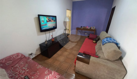 Casa Térrea à venda com 3 quartos em Jardim Maria Virginia, São Paulo, SP