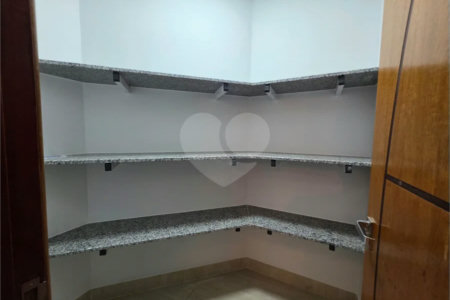 Casa à venda com 4 suítes no condomínio Residencial Jardim Primavera, Louveira - SP