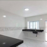 Casa à venda com 3 quartos, sendo 1 suíte, em Jardim Peri Peri, São Paulo - SP