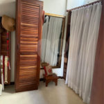 Casa à venda, 742 m², com piscina, 5 suítes, em Embu das Artes