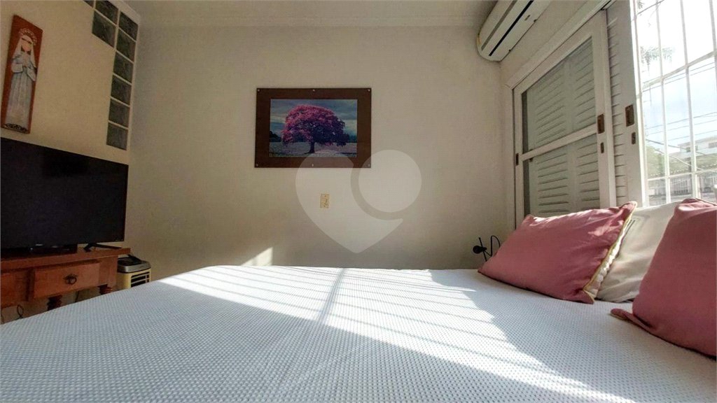 Casa à venda com 3 quartos, sendo 1 suíte,  em Vila Paulista, São Paulo, SP