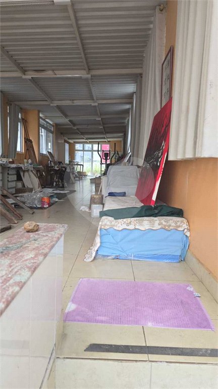 Sobrado comercial com 150m² , 7 salas , 3 banheiros , para locação na Bela Vista.