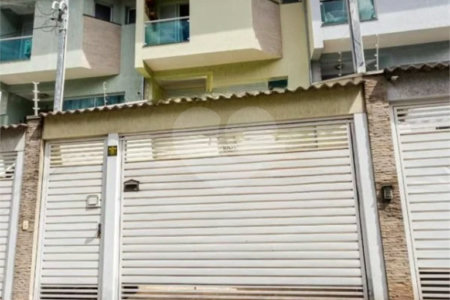Casa com 144m² , 3 dormitórios , 1 suíte , 3 vagas , à venda no Jardim das Maravilhas em Santo André.